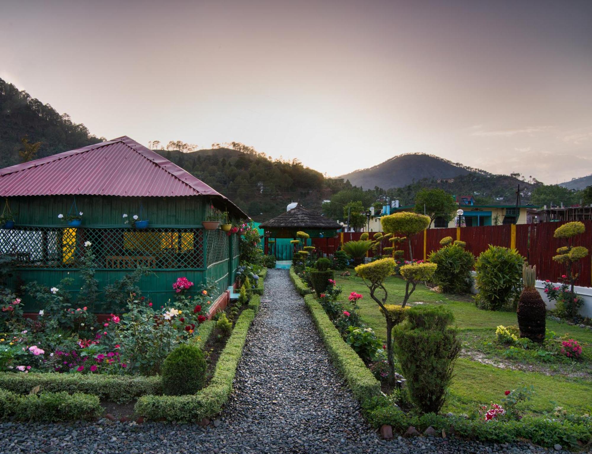 Ivy The Boutique Hotel Near Neem Karoli Temple Nainital Extérieur photo