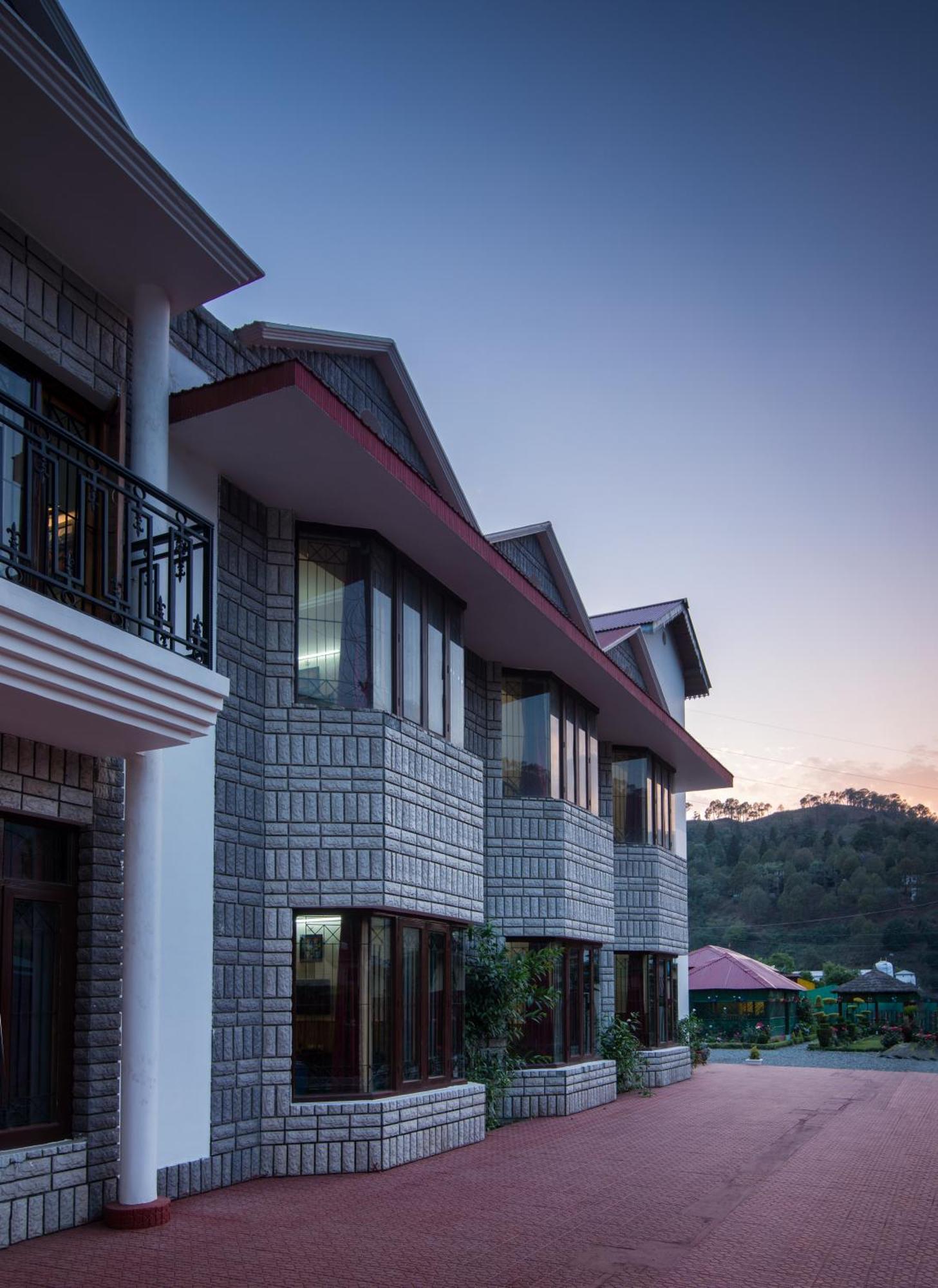 Ivy The Boutique Hotel Near Neem Karoli Temple Nainital Extérieur photo