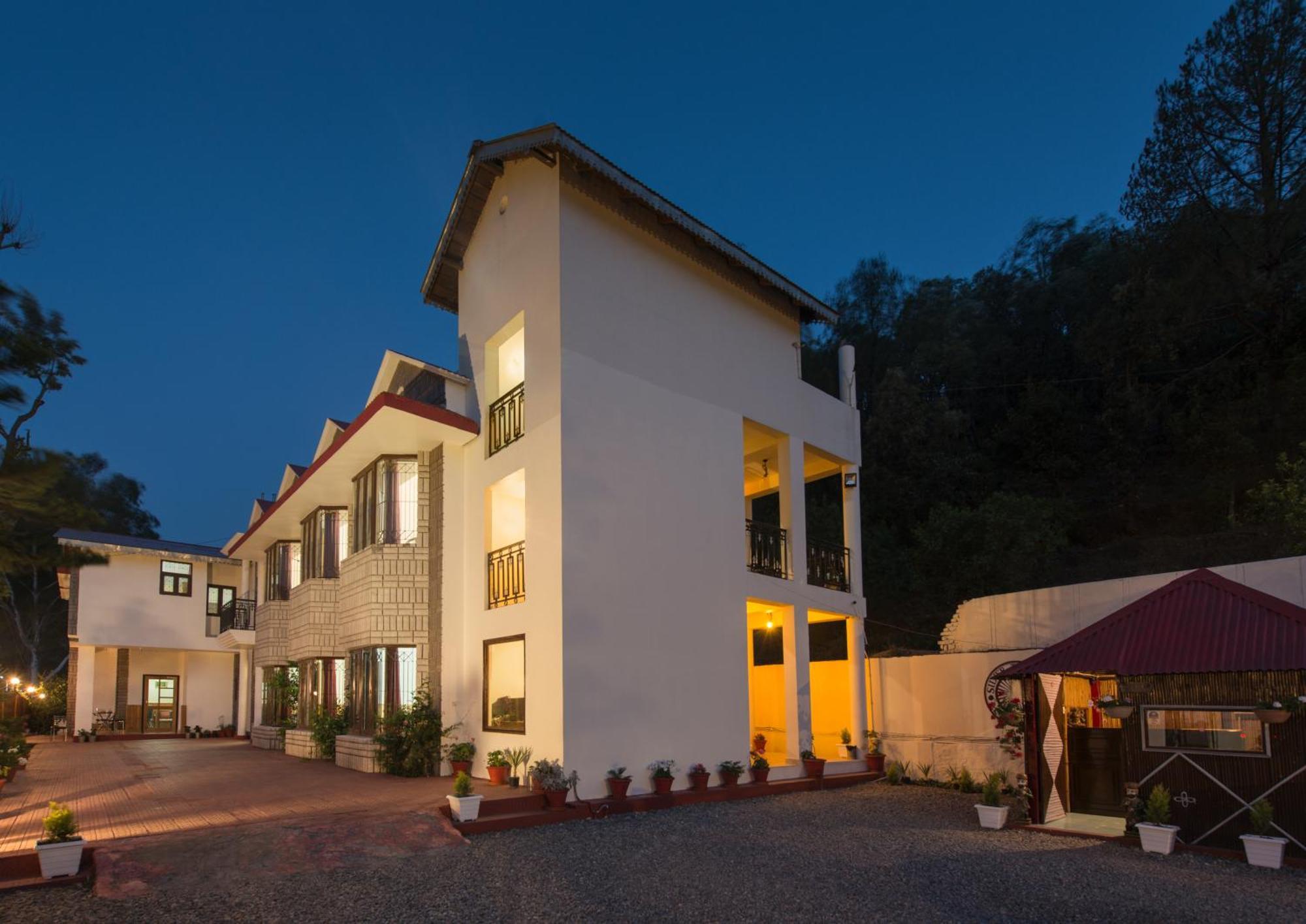 Ivy The Boutique Hotel Near Neem Karoli Temple Nainital Extérieur photo