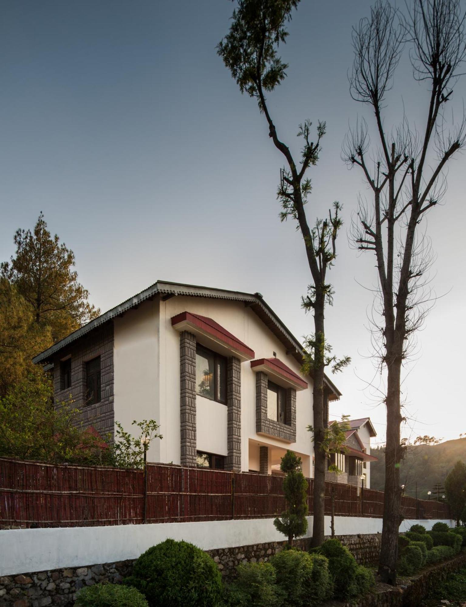 Ivy The Boutique Hotel Near Neem Karoli Temple Nainital Extérieur photo